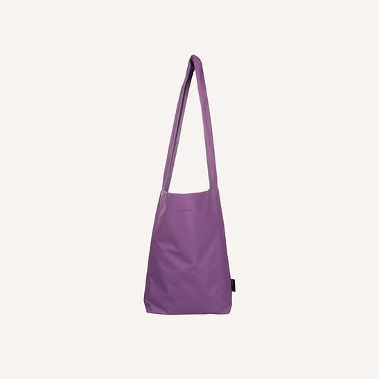 tinne + mia cross: Feel good bag - pale pansy | super duper