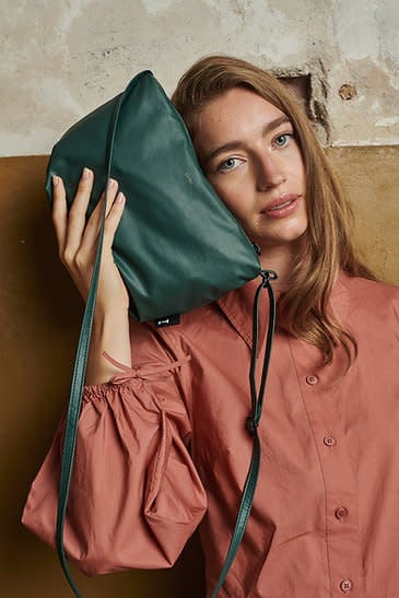 tinne + mia cross body bag - jungle green | ca va!
