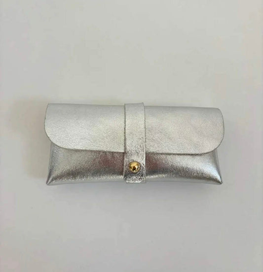 Wauw: Zonnebriltasje leder - zilver