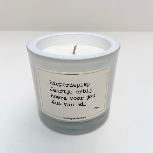 Papierpleziertjes: geurkaars Hieperdepiep