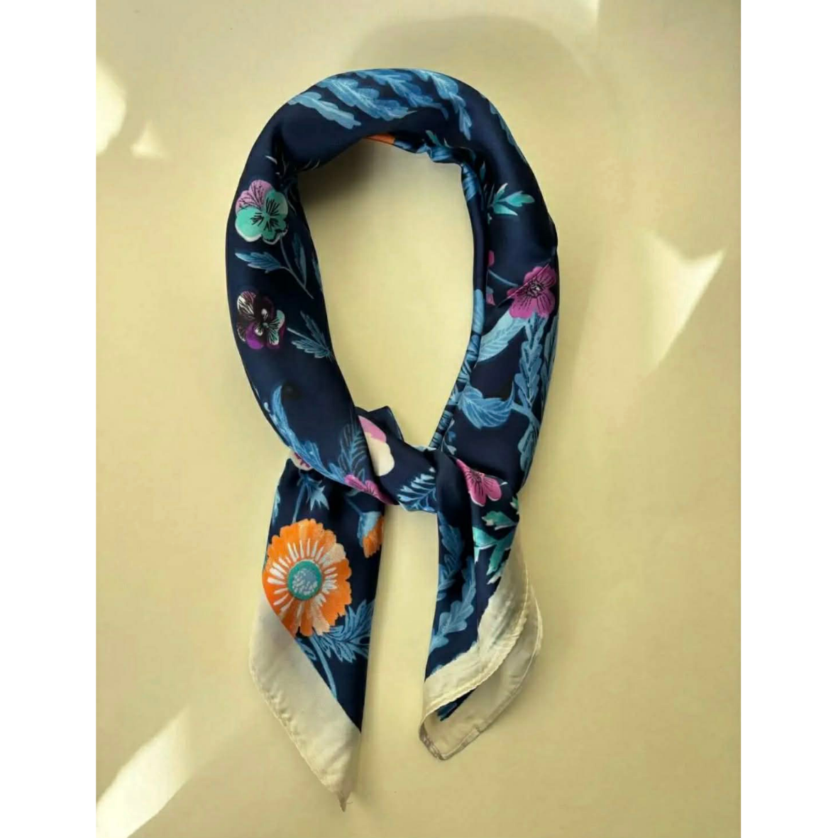 Wauw: mini sjaaltje met print - 04
