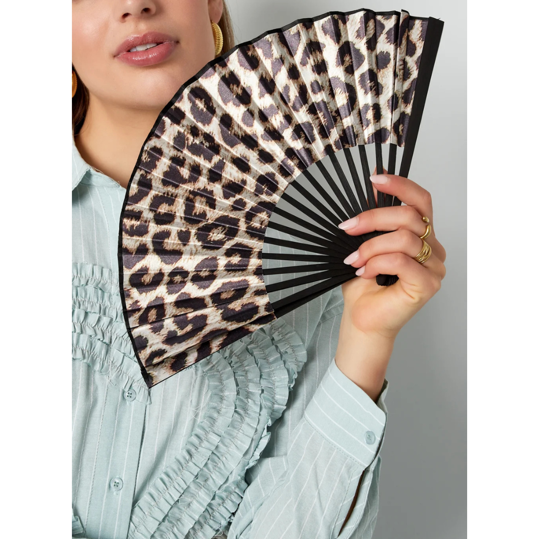 Yehwang: Opvouwbare waaier met luipaardprint