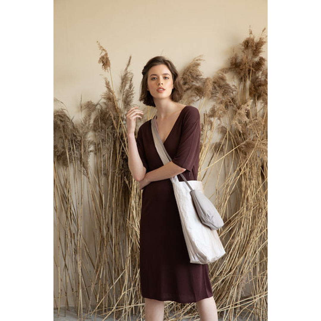 tinne + mia cross: Feel good bag - dusty gold
