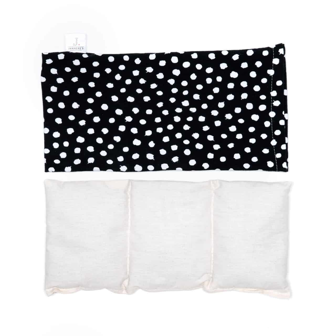 Jannekes warmtesjaal Stippen zwart | biologisch lijnzaad | oogkussen 25×13 cm