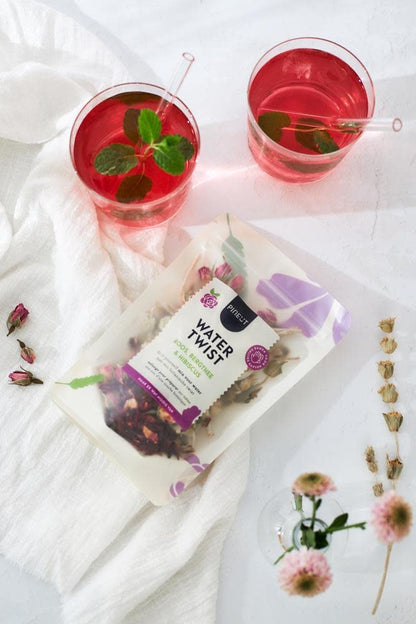 Pineut: Watertwist Pouchbag Roos Bergthee Hibiscus
