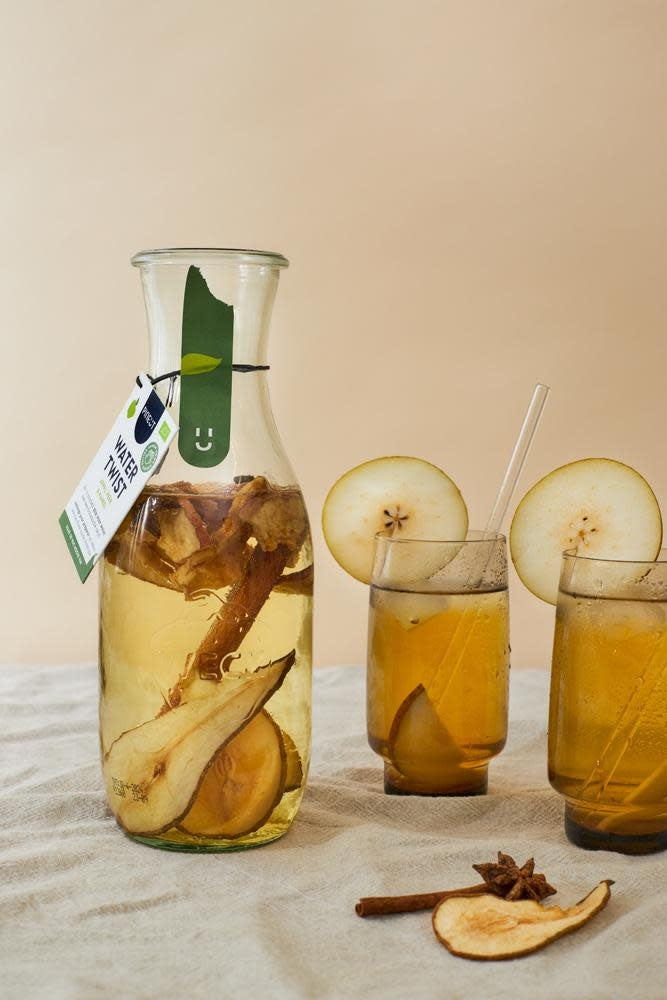 Pineut: Watertwist Karaf Appel Peer Kaneel BIO