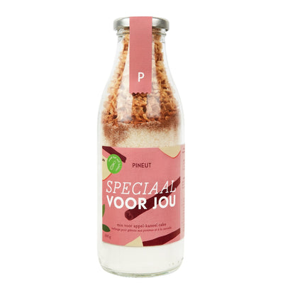 Pineut: "Speciaal voor jou"  Appel kaneel cake