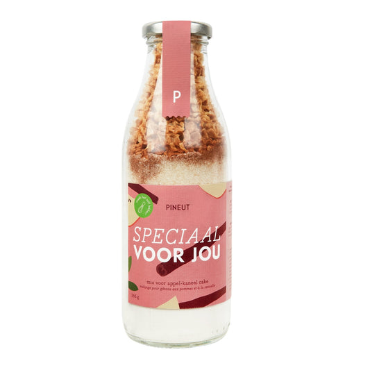 Pineut: "Speciaal voor jou"  Appel kaneel cake